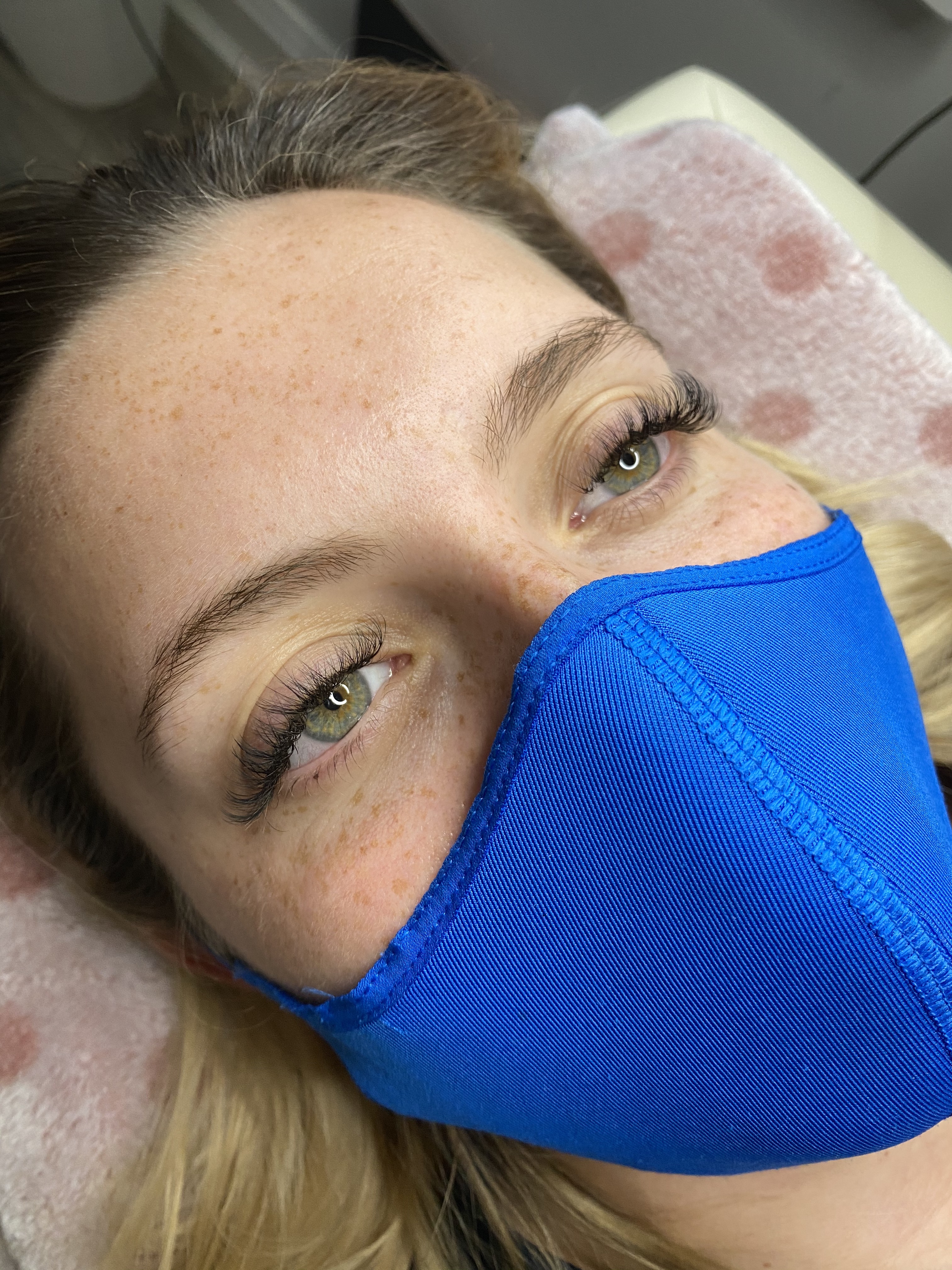 Russian Volume eyelash extensions